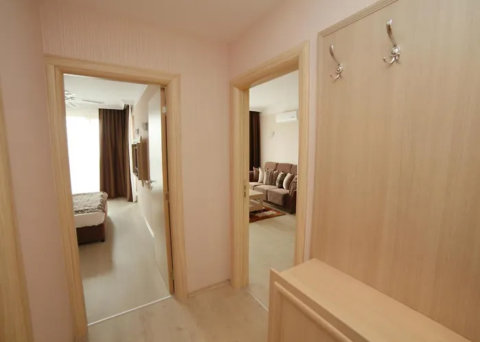 Apartmanhotel Harmony Jungle - Family Friendly Complex Napospart